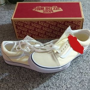 Brand New!!!!! (never been worn) Vans
